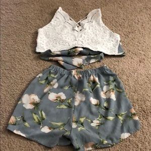 Shorts/top outfit